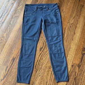 B16 Athleta Women’s Small Petite Dark Blue Leggings